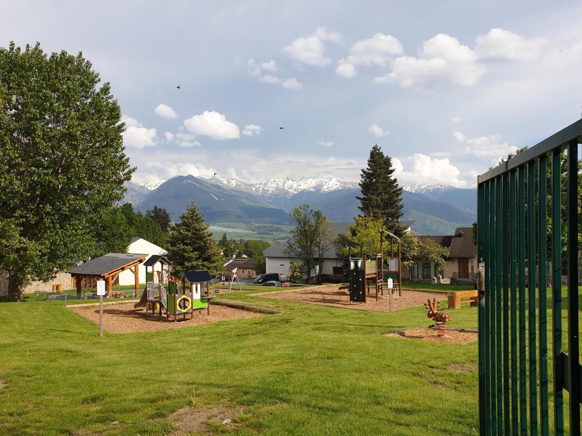 La Petite Chapelle Hotell Font-Romeu-Odeillo-Via Exteriör bild