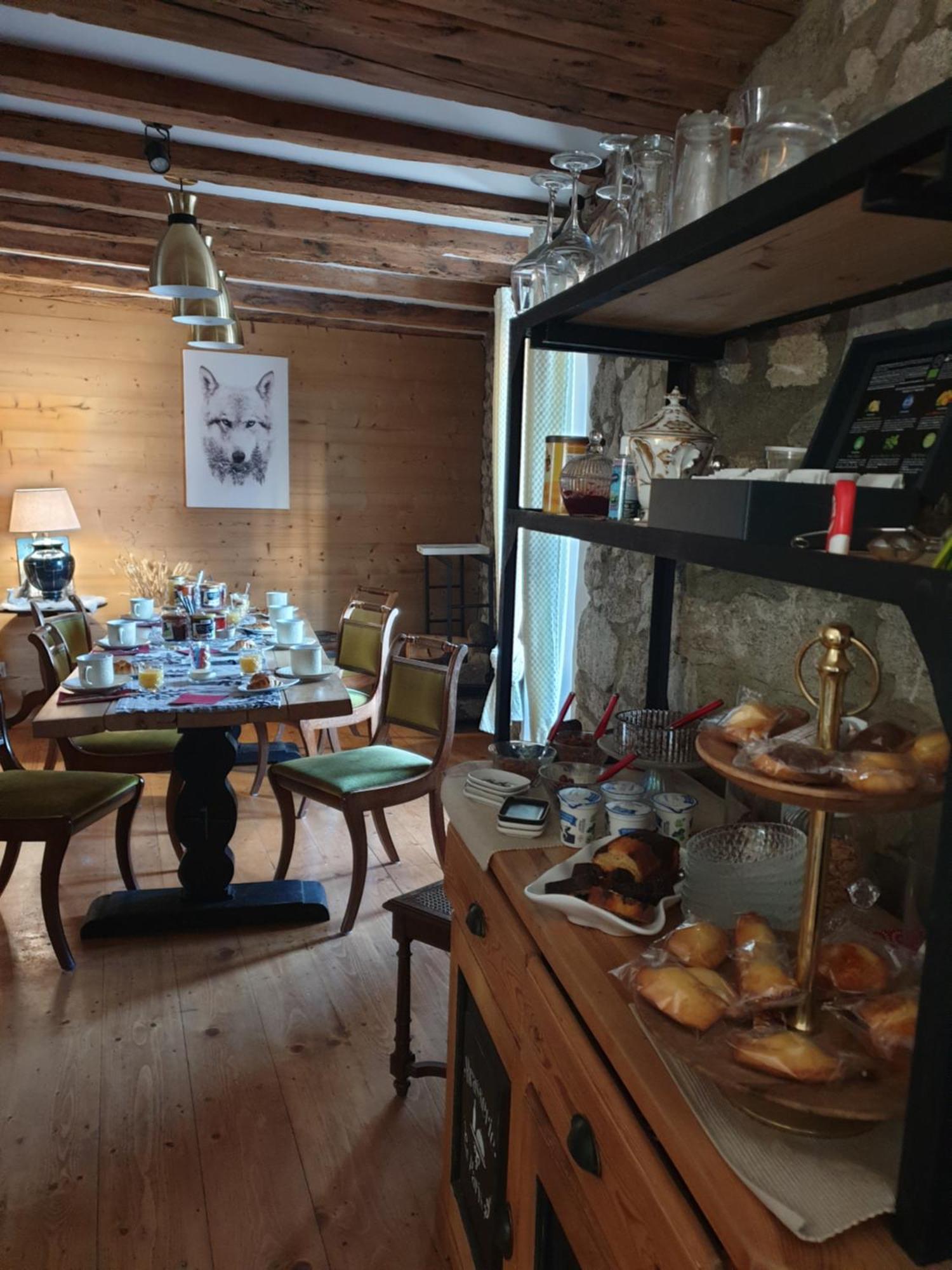 La Petite Chapelle Hotell Font-Romeu-Odeillo-Via Exteriör bild